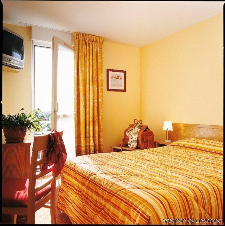 Brit Hotel Les Alizes بورنيك المظهر الخارجي الصورة